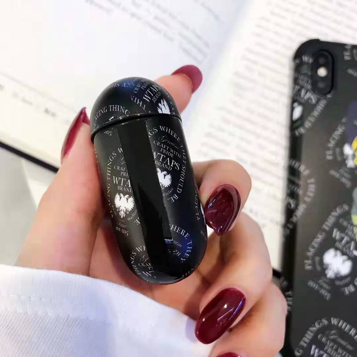 オーエヌエー ona アイホン17pro ケース