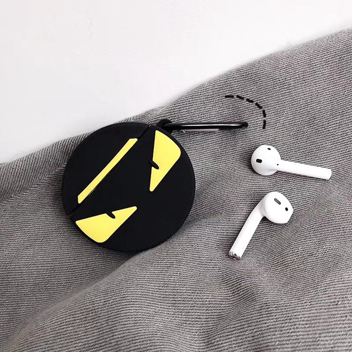 フェンディ 収納ケース アイフォーン17プラス 