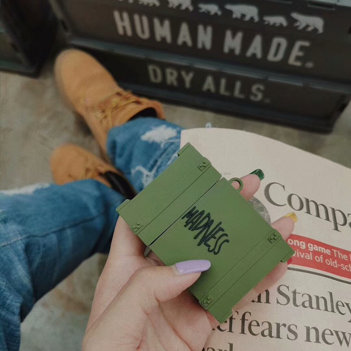 ブランド ケース アイフォーン16 Pro