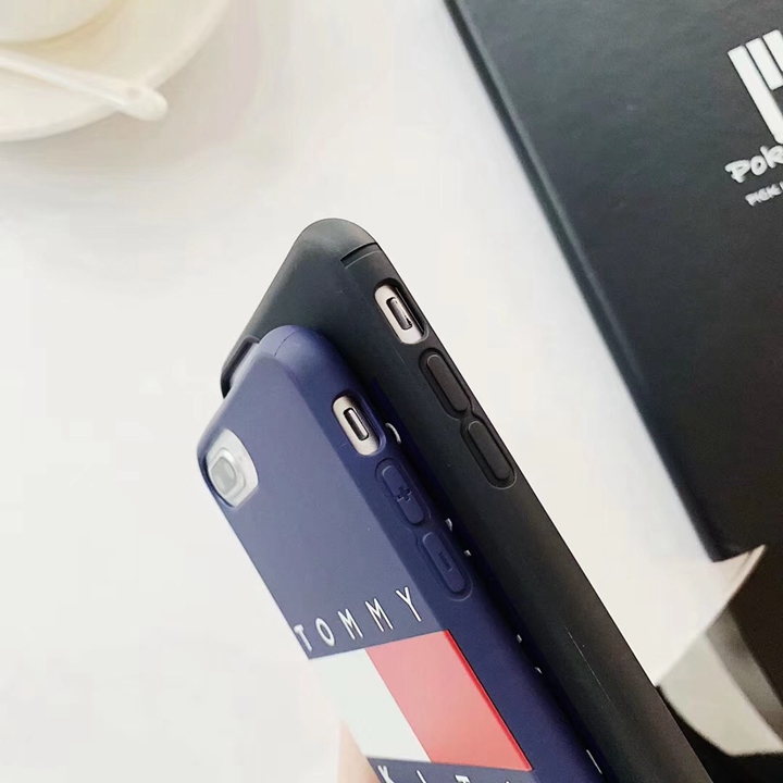 クリスチャン ルブタン アイホン 16plus 