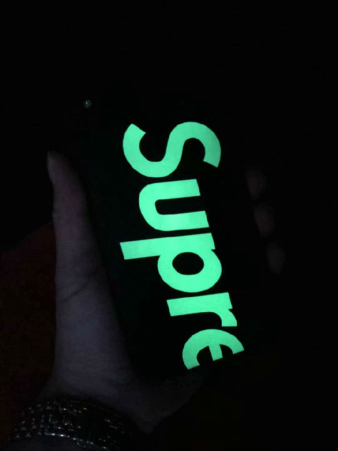 ハイブランド カバー iphone16 supreme 