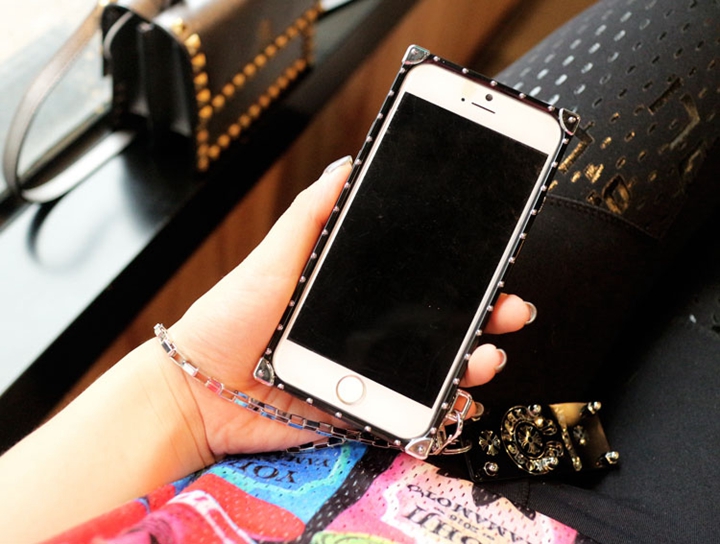 chrome hearts クロームハーツ スマホケース アイフォン16plus 