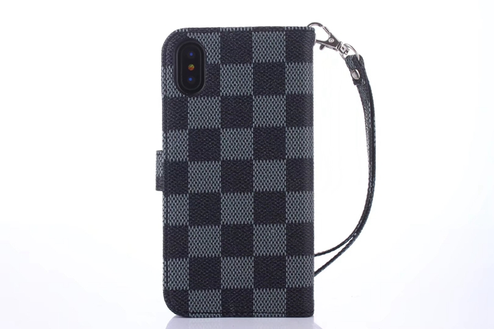 クリスチャン ルブタン アイフォン16プロ スマホケース 