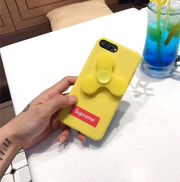 supreme風 スマホケース iphone 16プロ 