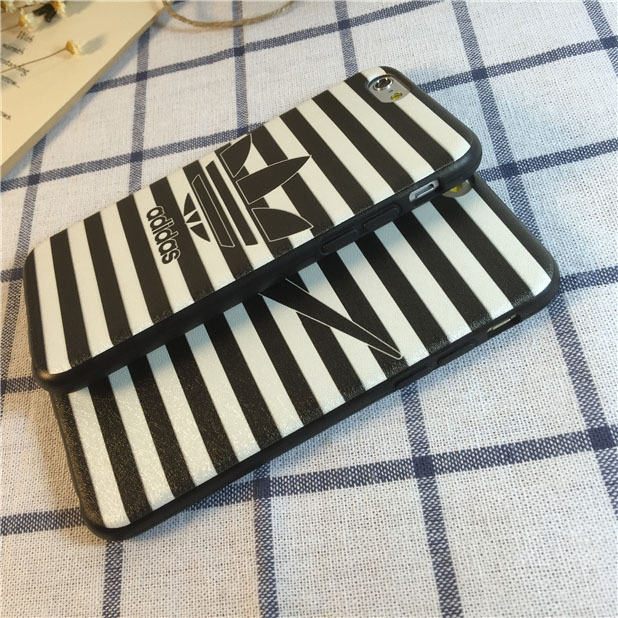 moschino風 スマホケース アイホン 16pro 