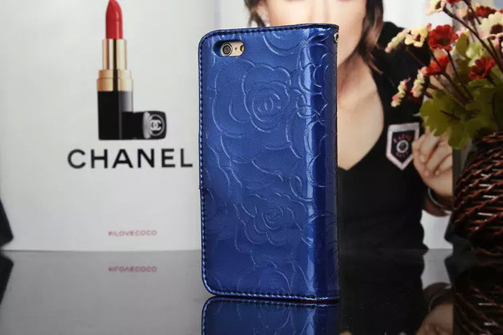 chanel シャネル スマホケース iphone 16  デイジー