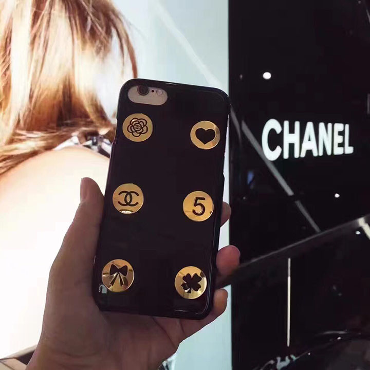 アイフォーン16 chanel ケース 