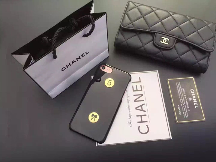 アイフォーン16 chanel ケース  スラムダンク