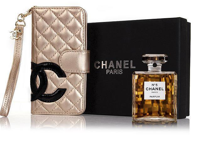 シャネル chanel アイフォーン 16プロ カバー 