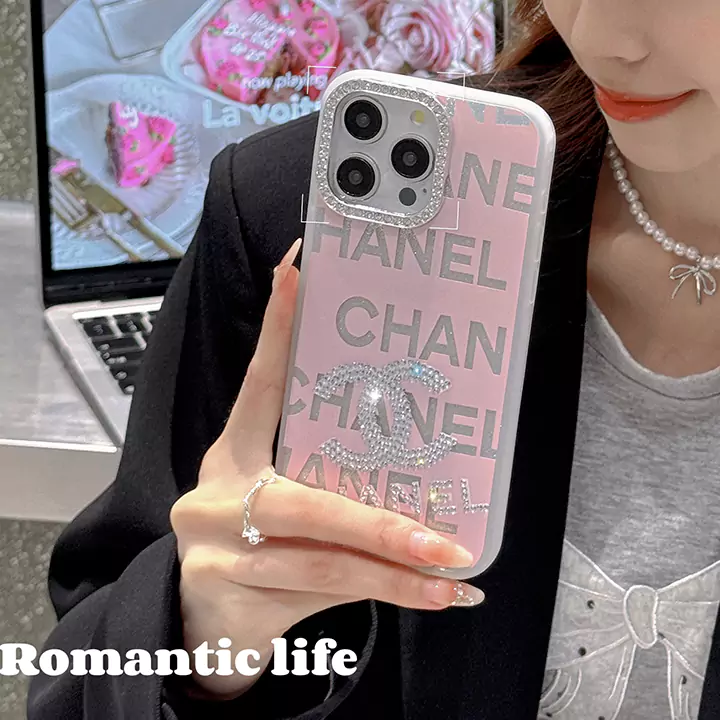 chanel風 iphone 15スマホケース ラインストーン付き