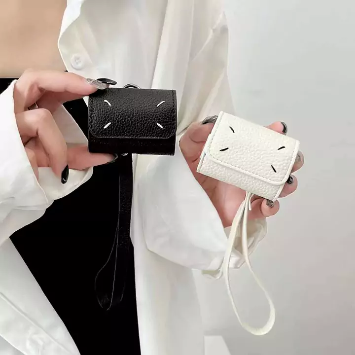 iphone17 maison margiela カバー 