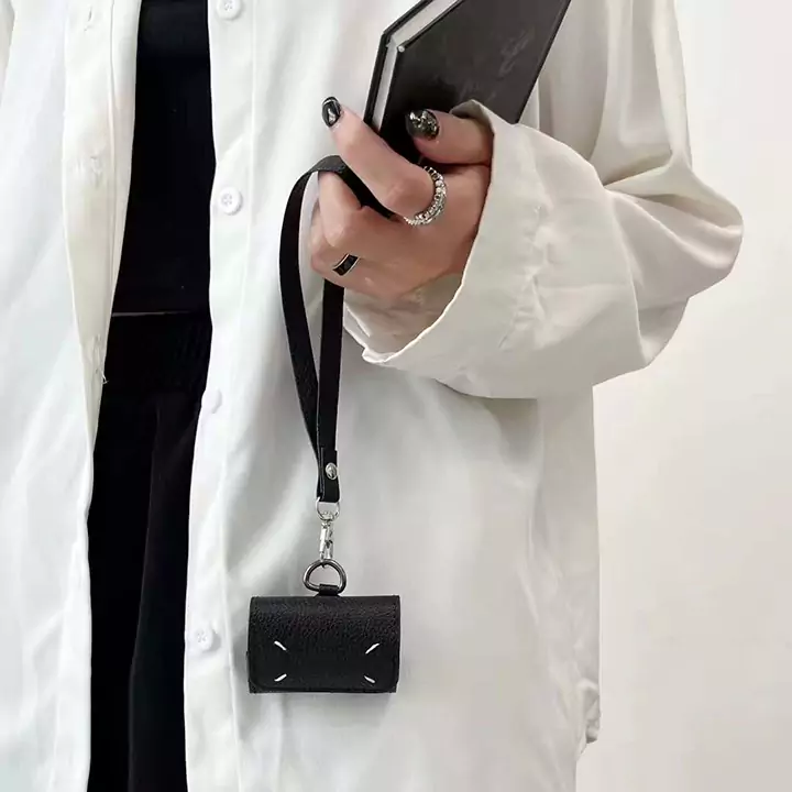 メゾン マルジェラ maison margiela アイフォン17プラス 