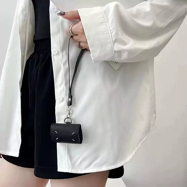 ブランド カバー iphone17 
