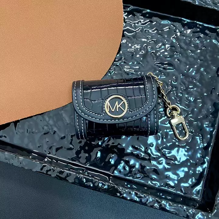 mk マイケルコース ケース iphone17 