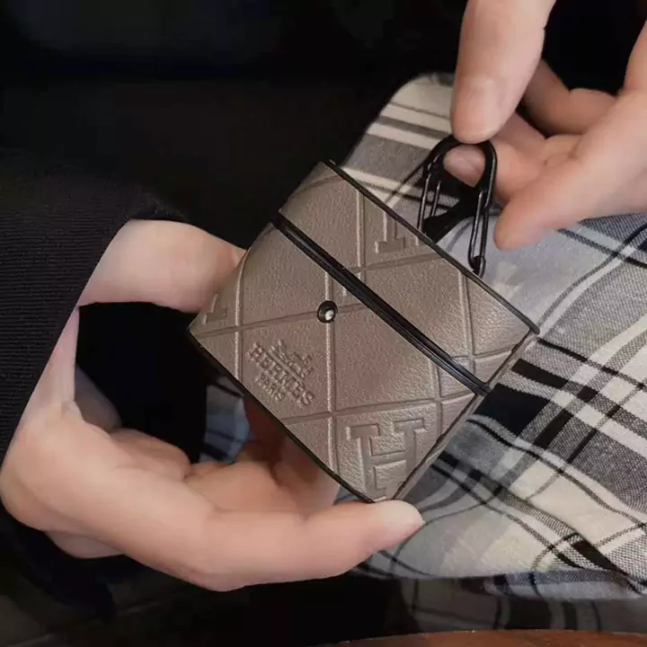 エルメス hermes アイホン 15 pro 収納ケース 