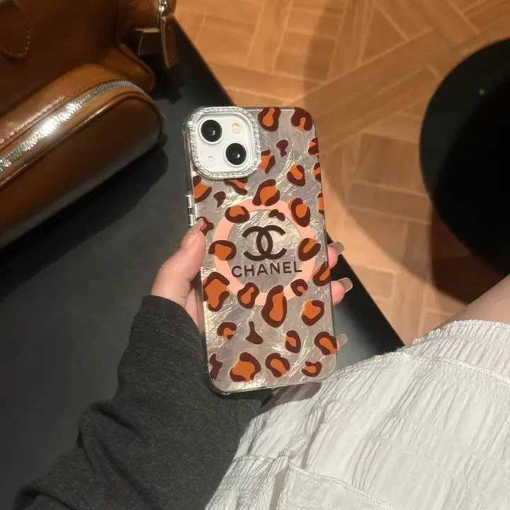 シャネル chanel 携帯ケース iphone16プラス 