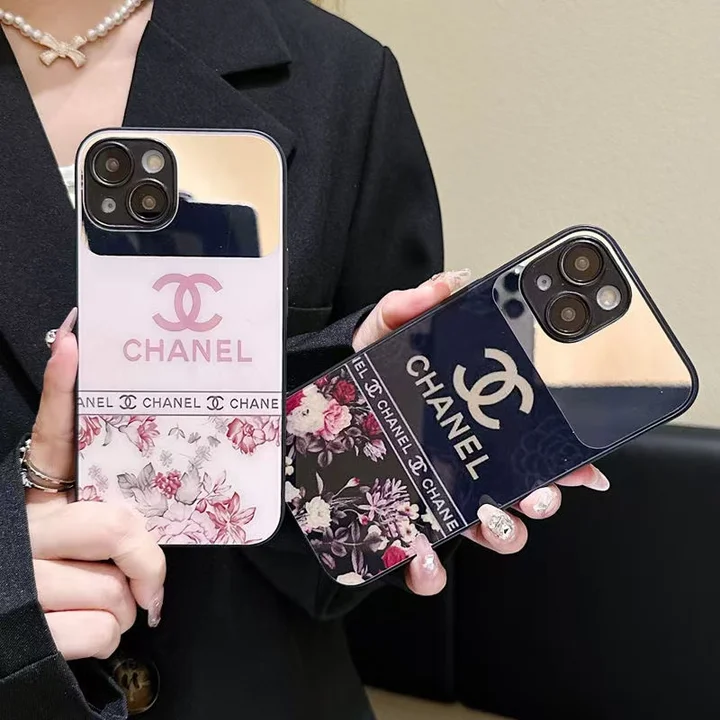 iphone 15 plus カバー chanel風 