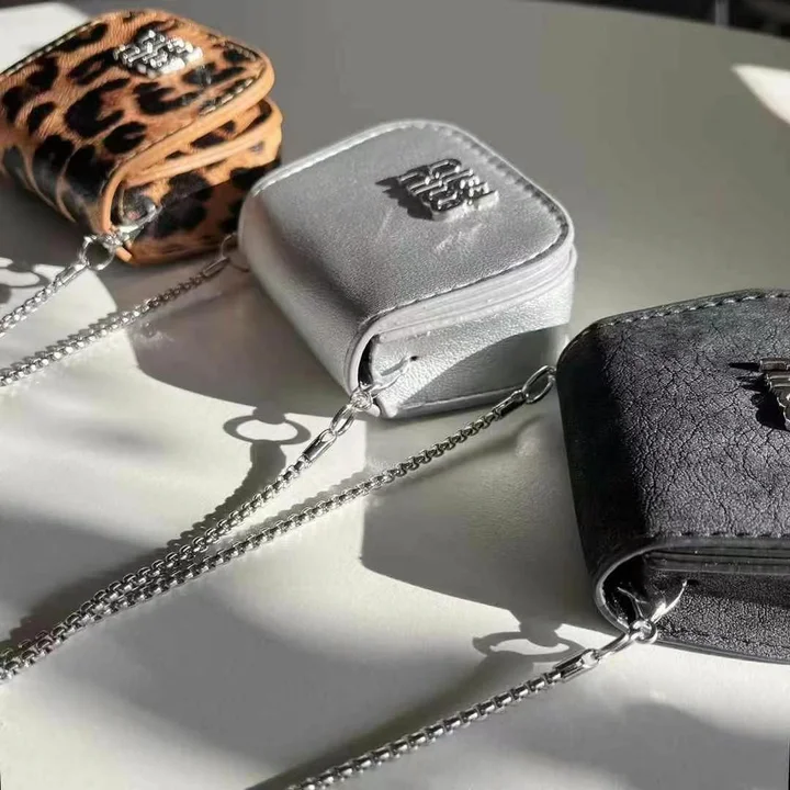 ブランド iphone17プロ カバー 