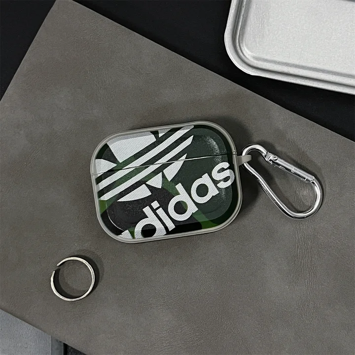 ハイブランド カバー アイフォーン17 adidas 