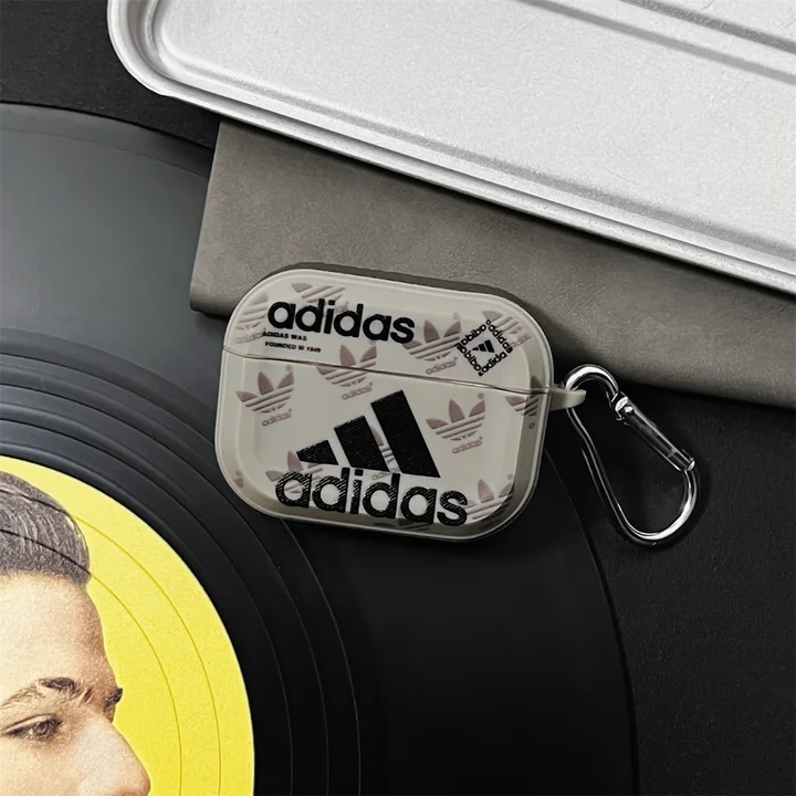 ブランド adidas アイホン16 カバー 