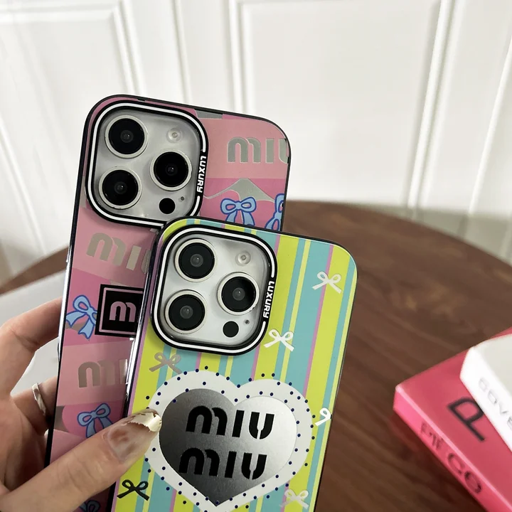 アイホン16 miumiu スマホケース 