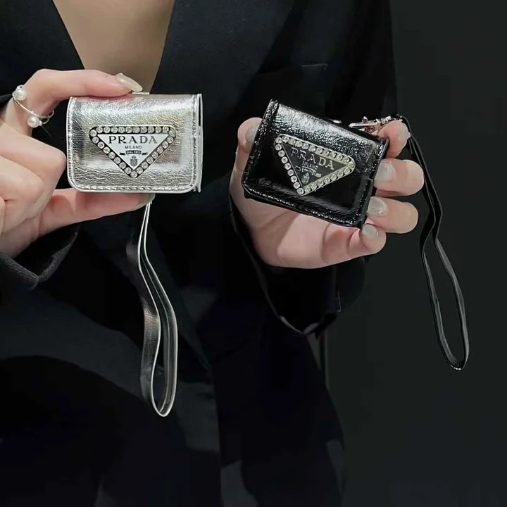 ブランド カバー iphone17プロmax 