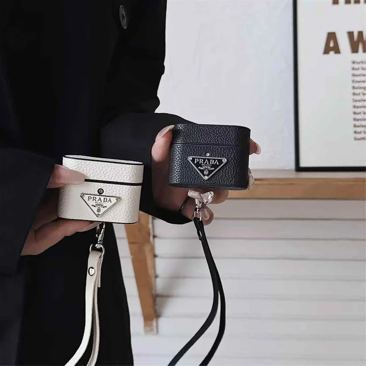 prada風 アイフォン17 