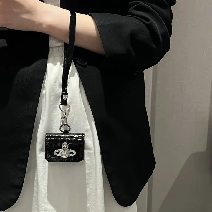 アイホン17 vivienne westwood ケース 