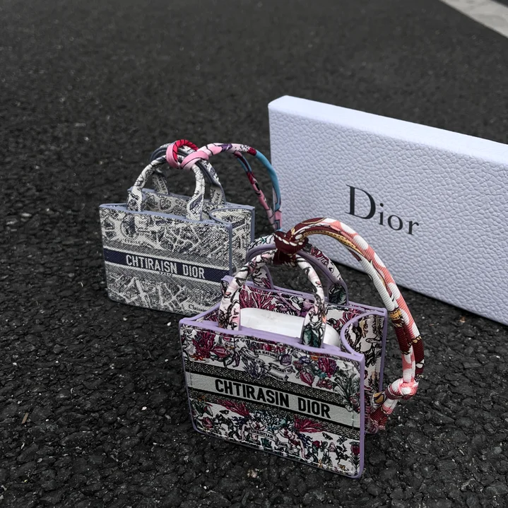 ハイブランド アイフォン17プロ max カバー 