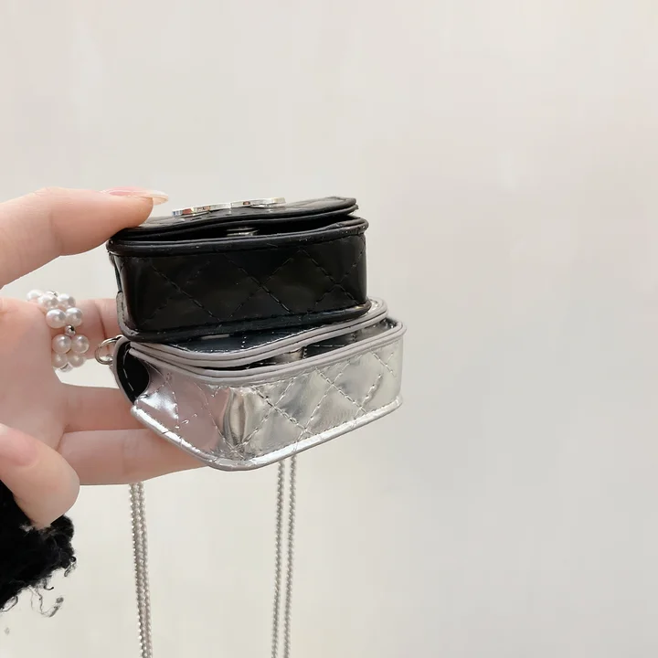 ハイブランド 収納ケース アイフォーン17プラス シャネル 