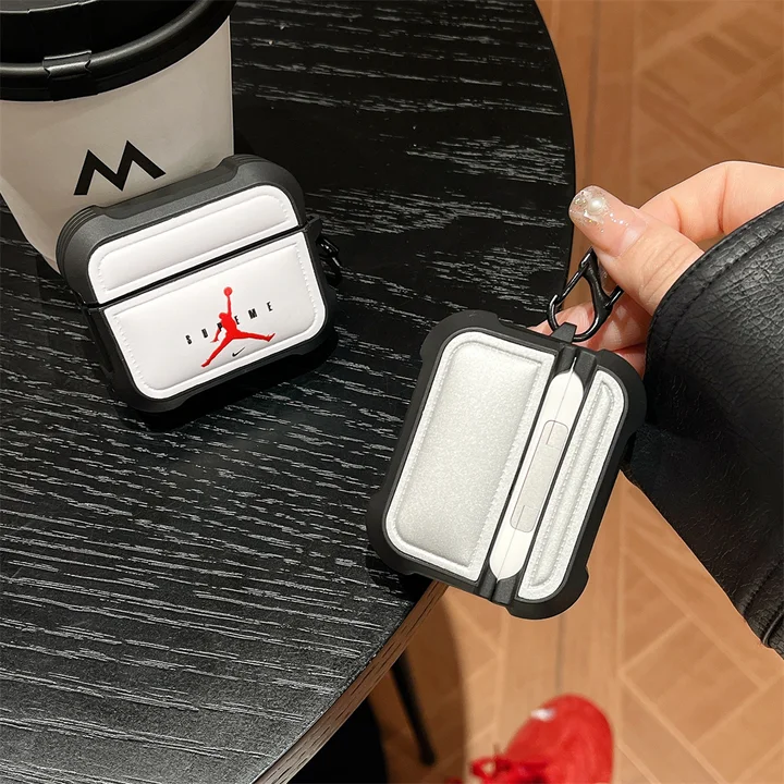 ブランド ケース アイフォン17pro 