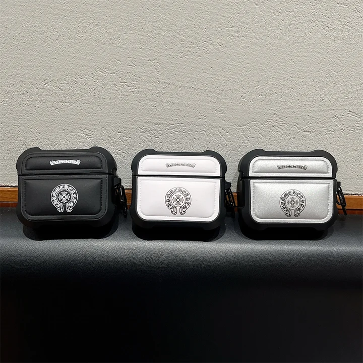 アイフォン16 Plus ケース chrome hearts 