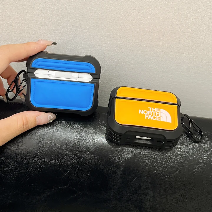 ブランド カバー アイフォン17 ザ・ノース・フェイス風 