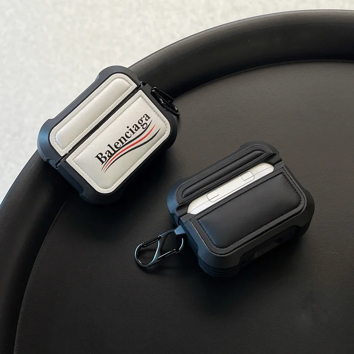 ブランド 収納ケース アイホン17