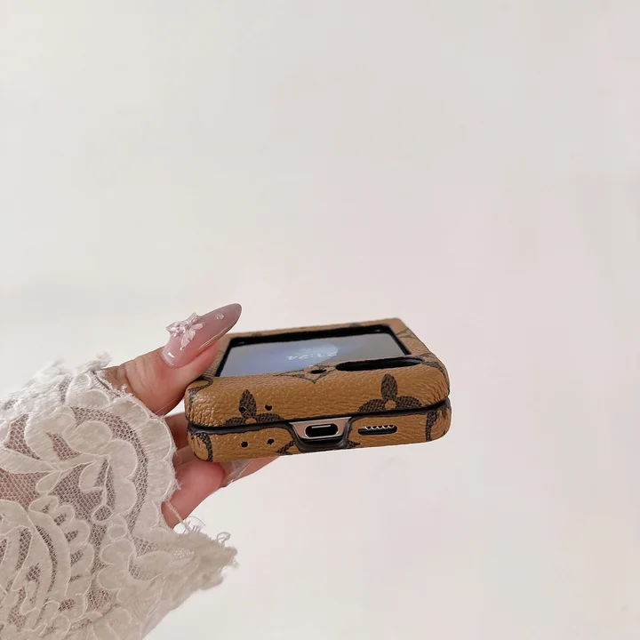 burberry バーバリー iphone16プラス 
