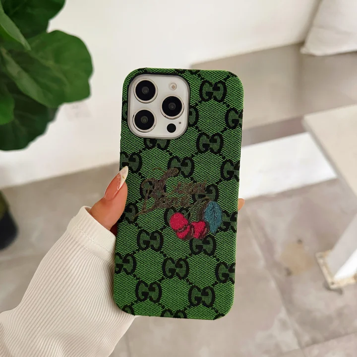gucci グッチ iphone 16 