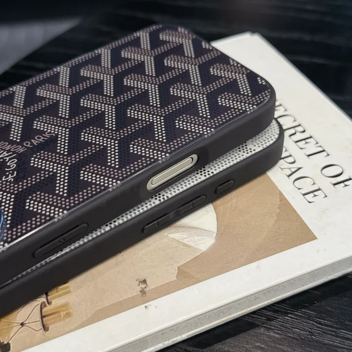 ハイブランド ケース iphone 16プロ goyard 