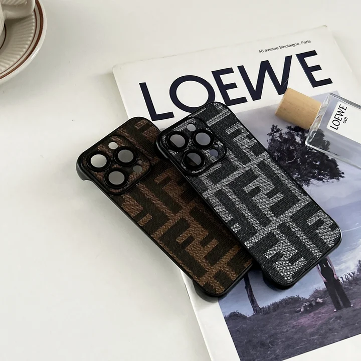 フェンディ風 携帯ケース iphone 15 