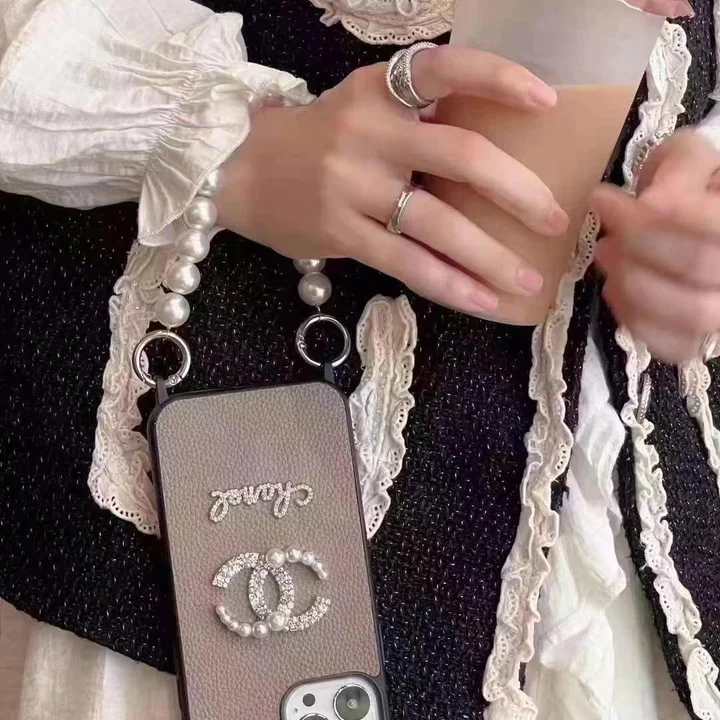 chanel シャネル スマホケース アイフォーン 16 