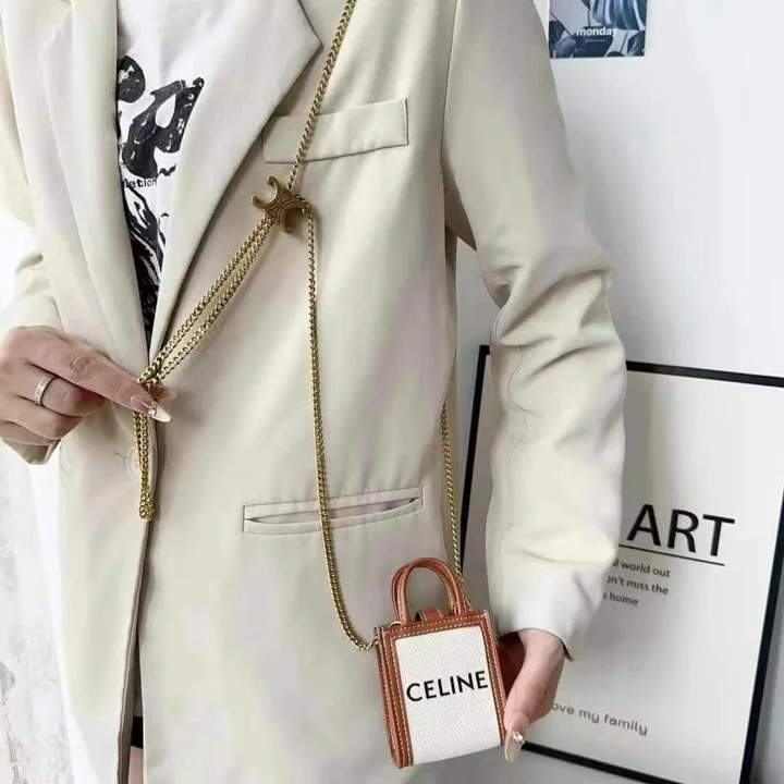 ブランド セリーヌ アイフォーン17pro max ケース 