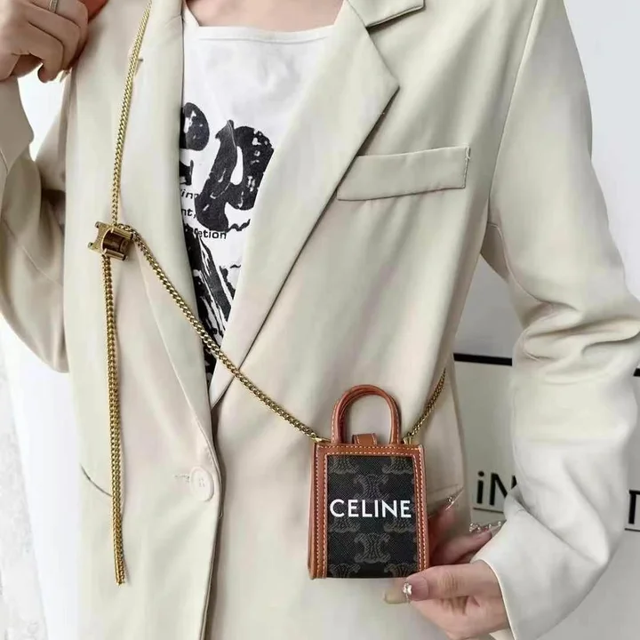 ブランド アイフォン17プロmax 収納ケース 