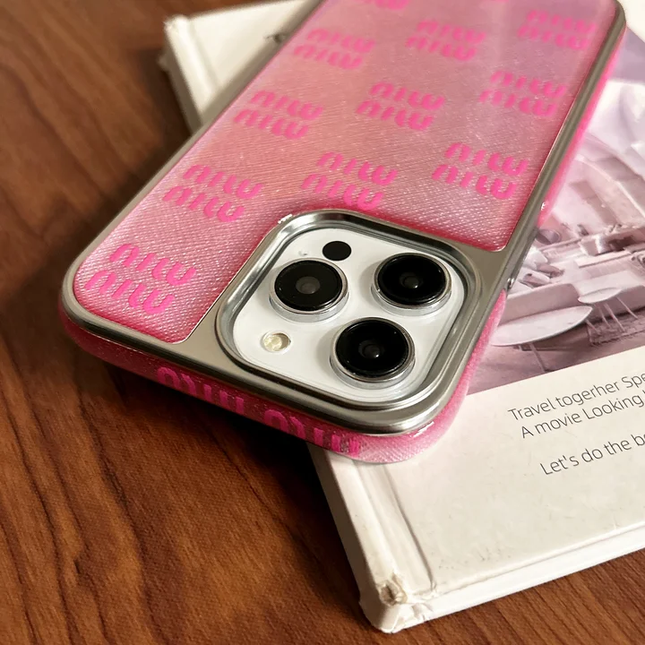 miumiu ミュウミュウ iphone 16plus スマホケース 