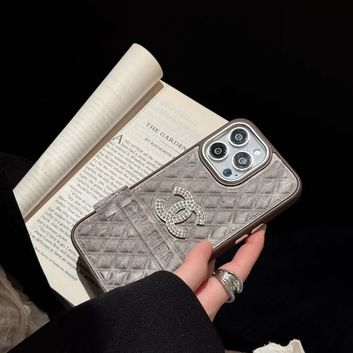 シャネル カバー iphone16プロ 