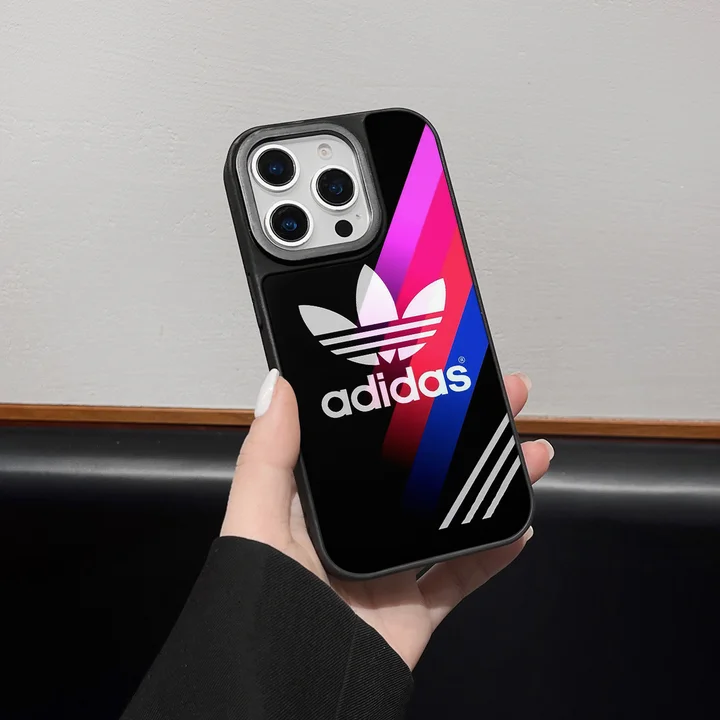 アイフォーン16プロ adidas 携帯ケース 