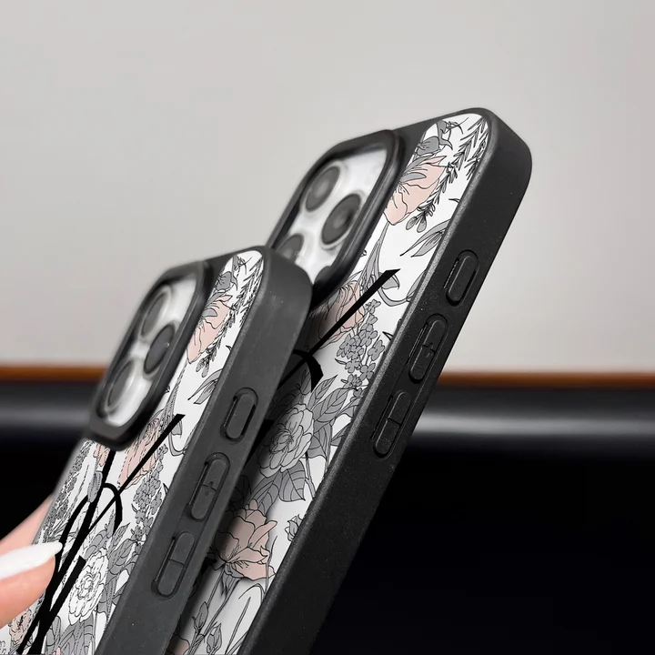 ブランド カバー アイフォン 16プラス 