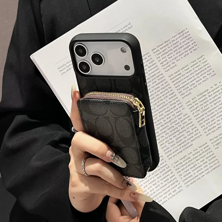 ブランド coach iphone 14plus ケース  男性愛用