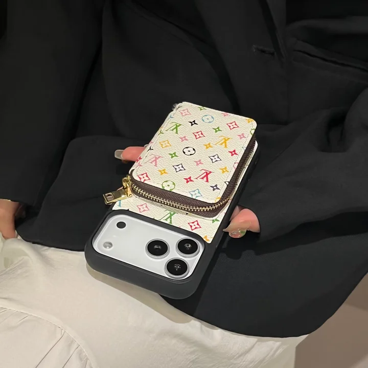 ブランド カバー アイフォン16 Plus 