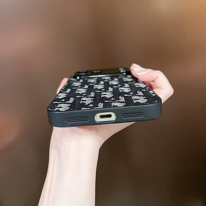 ハイブランド ケース iphone17プロ 