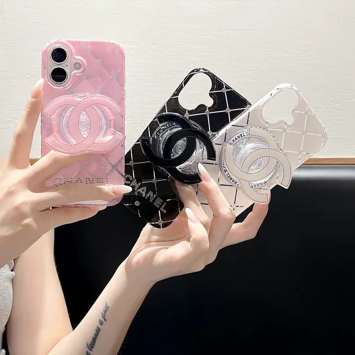 アイフォーン16 Pro カバー chanel風 