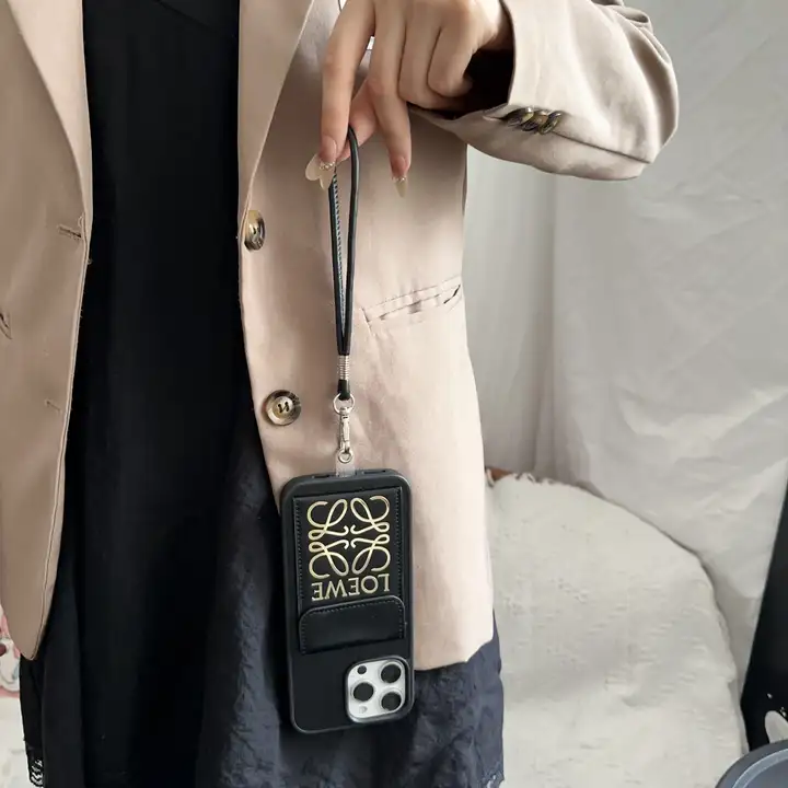 loewe ケース アイフォン17 